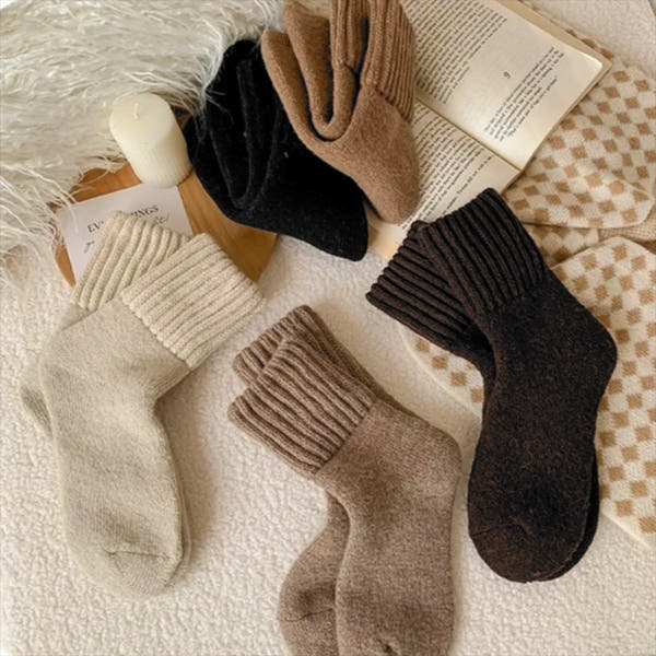 Bellune™ Cozy Wool Socks – 5-Pair Winter Set