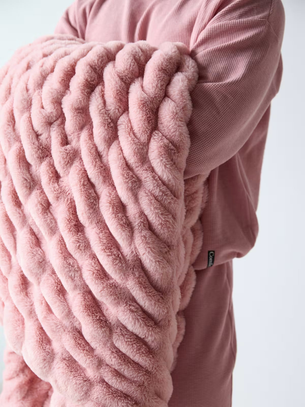 Bellune Dreamer Blanket — Pink Rose